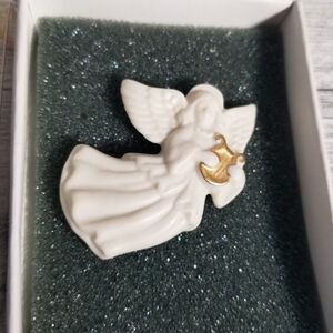 Angel and Harp Porcelain w/ 24 Karat Gold Pin Christmas Brooch Lapel Pin